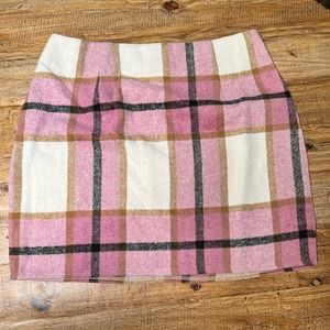 New mini skirt without tags